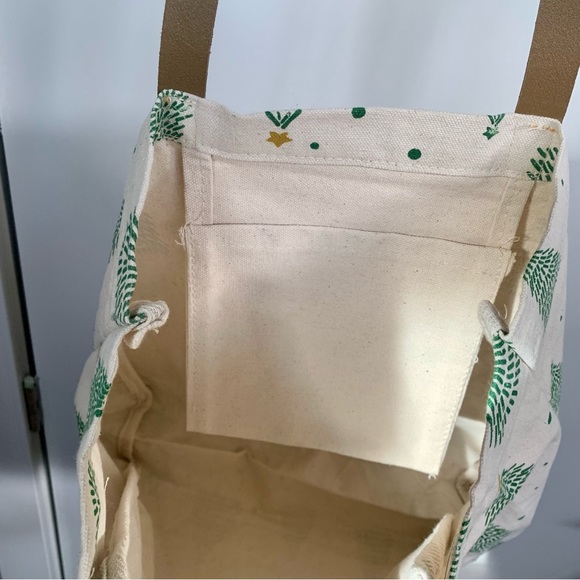 Canvas Pom-Pom tote - Picture 4 of 5